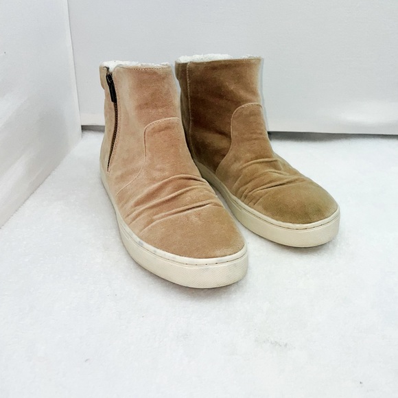Billibong Suede Boots - Picture 1 of 11